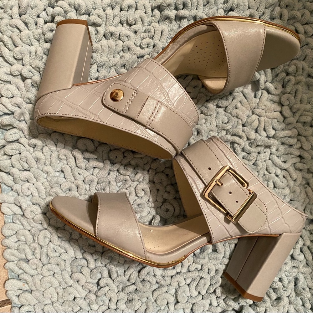 6.5 leather heels NWOT